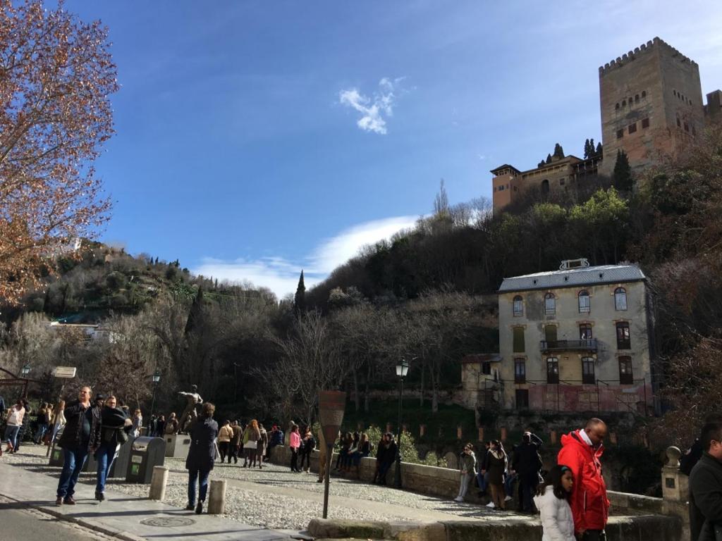 Un Vergel Al Pie De La Alhambra. Enjoy It Now!! Granada Exteriér fotografie